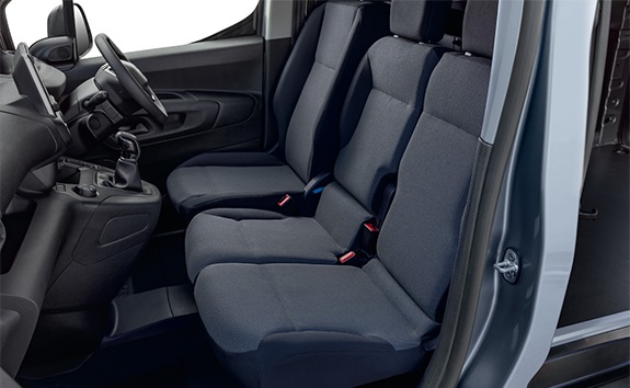 PEUGEOT i-COCKPIT®